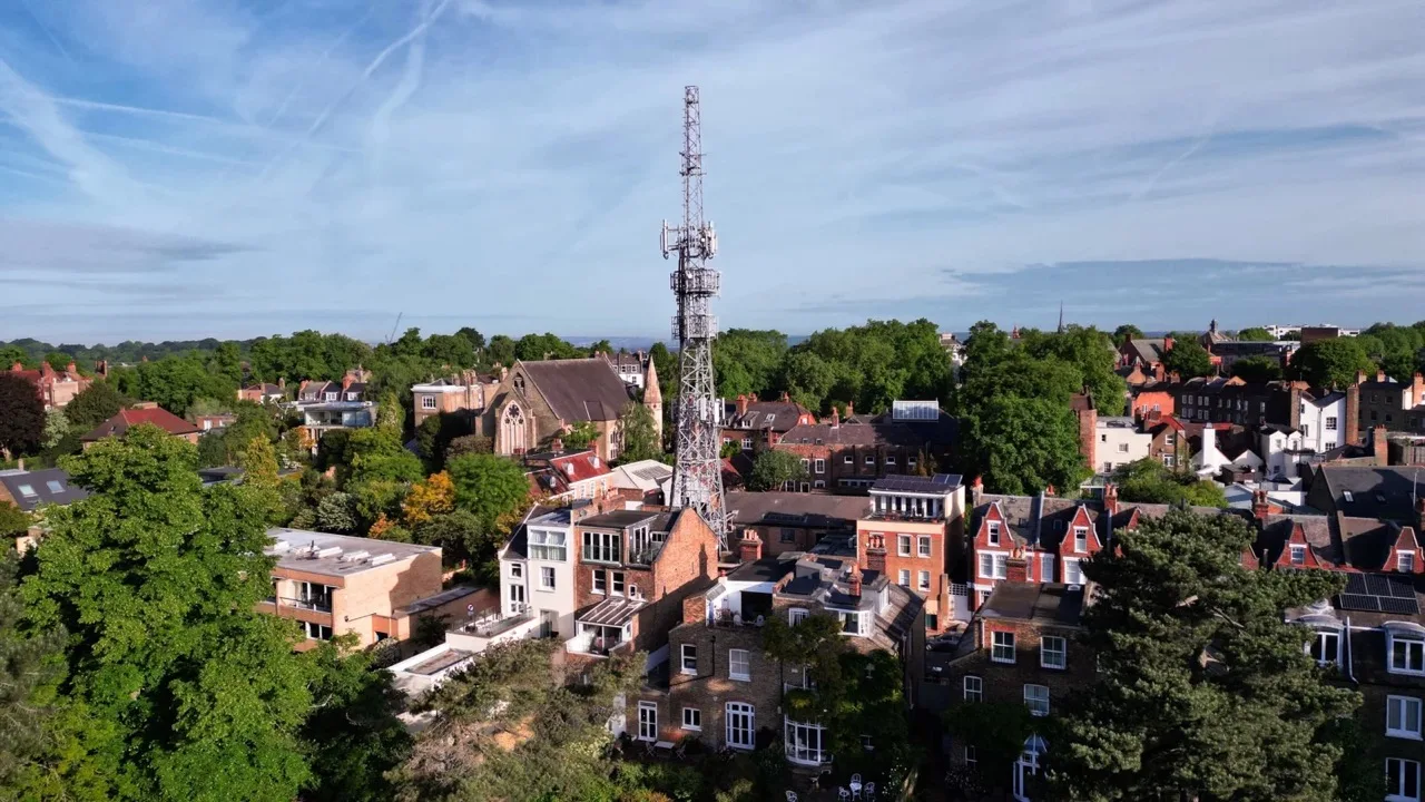 VodafoneThree network infrastructure